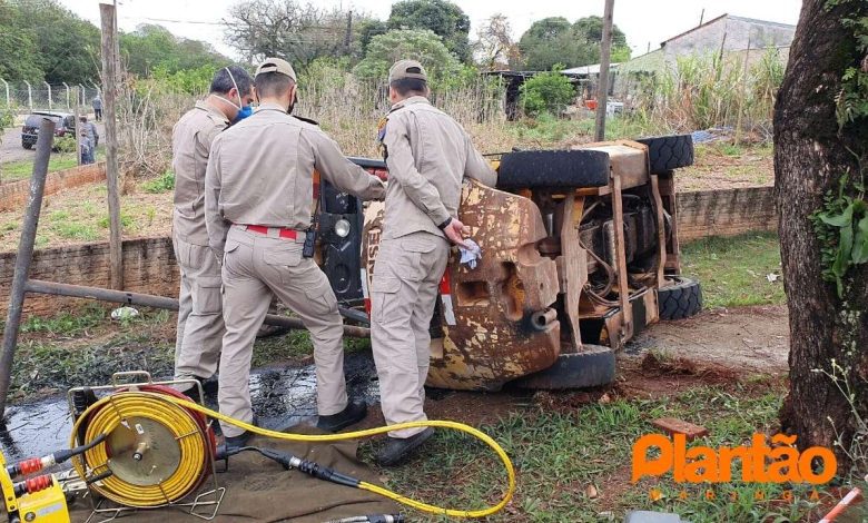 Empilhadeira tomba e deixa trabalhador ferido em Maringá Plantão Maringá