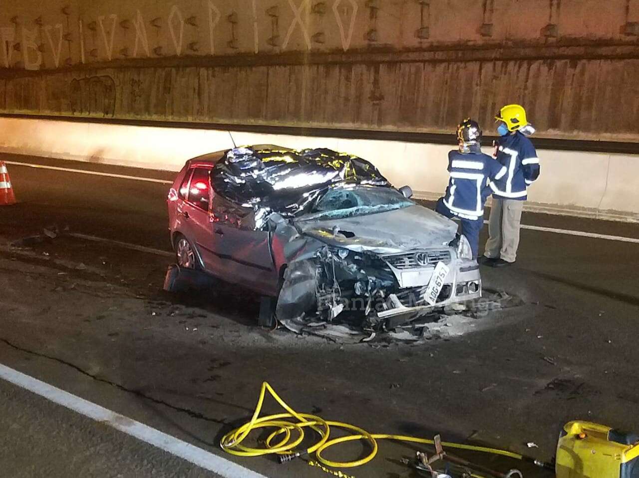 Motorista De Carro Morre Ap S Bater Na Traseira De Caminh O Em Maring