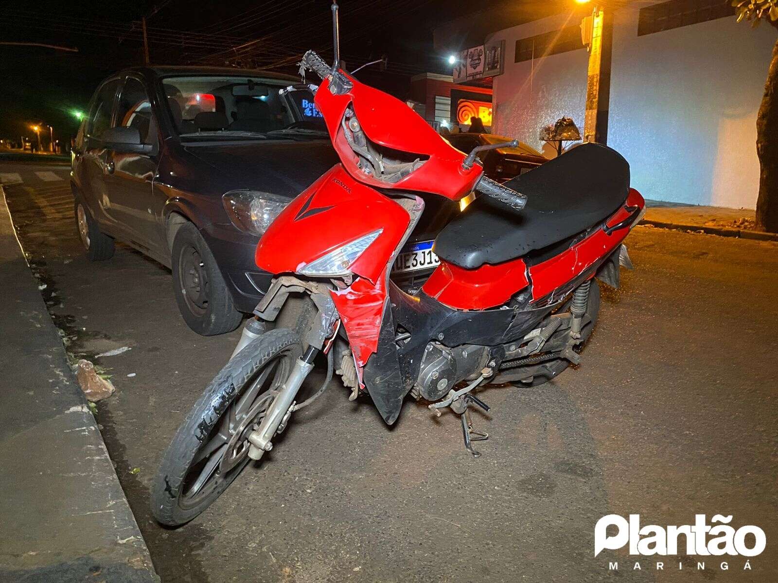 Ao retornar da igreja mulher sofre fratura na perna após ser atingida por um carro Plantão Maringá