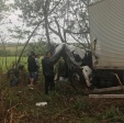 Fotos de Acidente entre dois caminhões causa três mortes na região