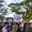 Fotos de Alunos protestam contra casos de assédio sexual em escola estadual de Maringá