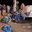 Fotos de Após colisão com moto, carro capota e bate em poste em Paiçandu