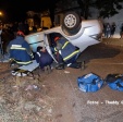 Fotos de Após colisão com moto, carro capota e bate em poste em Paiçandu