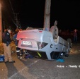 Fotos de Após colisão com moto, carro capota e bate em poste em Paiçandu