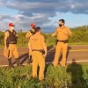 Fotos de Após roubo, assaltante morre e outro fica gravemente ferido depois de capotar carro