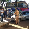 Fotos de Após se envolver em acidente, carro invade funerária em Sarandi