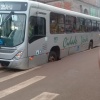 Fotos de Asfalto cede, e ônibus ficam presos em buraco em Sarandi