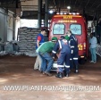 Fotos de Cabo de aço se rompe, e trabalhadores sofrem queda de três metros de altura em Maringá