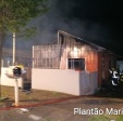 Fotos de Cachorro morre e casa fica destruída em possível incêndio criminoso em Maringá