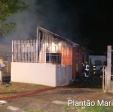 Fotos de Cachorro morre e casa fica destruída em possível incêndio criminoso em Maringá