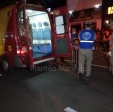 Fotos de Câmera de segurança flagra momento em que carro invade preferencial e bate em motociclista em Maringá