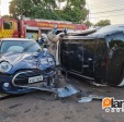 Fotos de Câmera de segurança registra acidente que deixou quatro pessoas feridas em Maringá