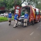 Fotos de Câmera de segurança registra colisão entre duas motos que deixou três pessoas feridas, em Maringá