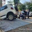 Fotos de Carro derruba muro e invade quintal de residência após acidente em Maringá