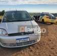 Fotos de Carro que pode ter sido usado em tentativa de homicídio em Maringá, é encontrado com marcas de tiros