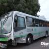 Fotos de Colisão entre ônibus e carro deixa uma pessoa ferida em Maringá