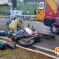 Fotos de Fio solto no meio da rua provoca grave acidente e deixa dois motociclistas feridos em Maringá; um deles em estado grave