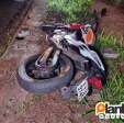 Fotos de Homem sofre ferimentos graves ao bater motocicleta em poste em Maringá