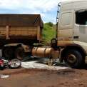 Fotos de Motoboy fica ferido após acidente com carreta na marginal da PR-323 entre Maringá e Paiçandu