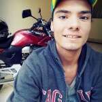 Fotos de Motociclista de 19 anos morre depois de bater contra carro em cruzamento de ruas, em Maringá