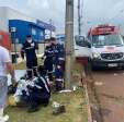 Fotos de Motociclista sofre ferimentos graves após bater em poste em Maringá