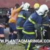 Fotos de Motociclista tem perna esmagada ao bater em caminhão em Maringá