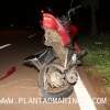 Fotos de Motorista atinge moto na Avenida Colombo, arrasta o veículo e foge sem prestar socorro em Maringá