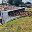 Fotos de Motorista fica ferido após tombamento de carreta na PR-317 em Maringá