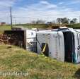 Fotos de Motorista fica ferido após tombamento de carreta na PR-317 em Maringá