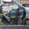 Fotos de Motorista fica preso à ferragens após bater de frente com ônibus em Maringá