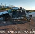 Fotos de Motorista invade pista contrária e atinge lateral de caminhão entre Maringá e Iguaraçu