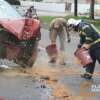 Fotos de Motorista perde o controle do veículo e derruba poste em Maringá