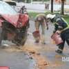 Fotos de Motorista perde o controle do veículo e derruba poste em Maringá