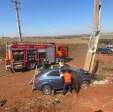 Fotos de Mulher de 34 anos é socorrida de helicóptero após perder controle de veículo e bater em poste