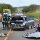 Fotos de Três pessoas ficam feridas em acidente envolvendo um carro e um caminhão, em Maringá