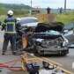 Fotos de Três pessoas ficam feridas em acidente envolvendo um carro e um caminhão, em Maringá