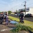 Fotos de Vídeo mostra momento em que caminhonete cruza preferencial e mata motociclista em Maringá