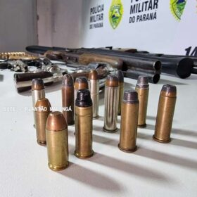 Fotos de Dono de disk cerveja é preso com oito armas de fogo em Maringá