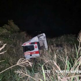 Fotos de Motorista morre após bater carro de frente com carreta na Região de Maringá