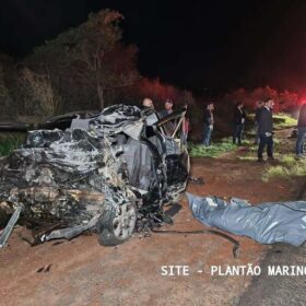 Fotos de Motorista morre após bater carro de frente com carreta na Região de Maringá