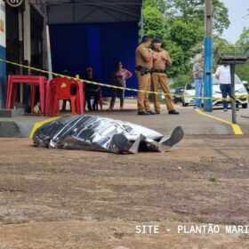 Fotos de Homem é morto com facada no peito no Jardim Alvorada em Maringá