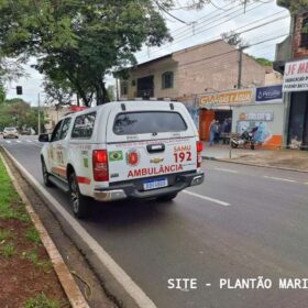 Fotos de Homem é morto com facada no peito no Jardim Alvorada em Maringá