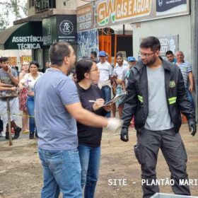 Fotos de Imagens mostram homem sendo morto a facadas em Maringá