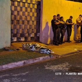 Fotos de Jovem é chamado no portão da residência e executado com cinco tiros em Sarandi