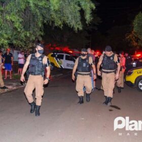 Fotos de Jovem é executado a tiros no final da manhã desta terça-feira