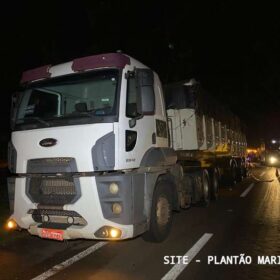 Fotos de Retornando do trabalho mulher morre após bater atrás de caminhão