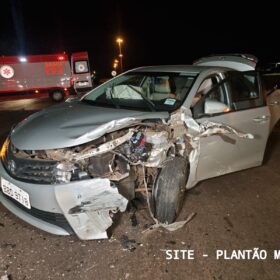 Fotos de Colisão frontal entre dois carros deixa sete feridos após acidente entre Maringá e Iguaraçu