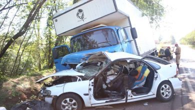 Fotos de Acidente envolvendo carro com placas de Maringá deixa um morto na PR-323