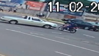 Fotos de Câmera registra acidente impressionante entre moto e carro em Maringá; veja o vídeo