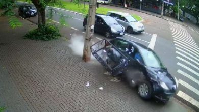 Fotos de Câmera registra acidente que deixou motorista com ferimentos graves em Maringá